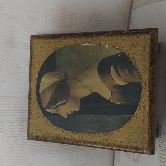 Botticelli Noble Woman Lady Vintage trinket Jewelry Wooden box - Picture 14 of 16
